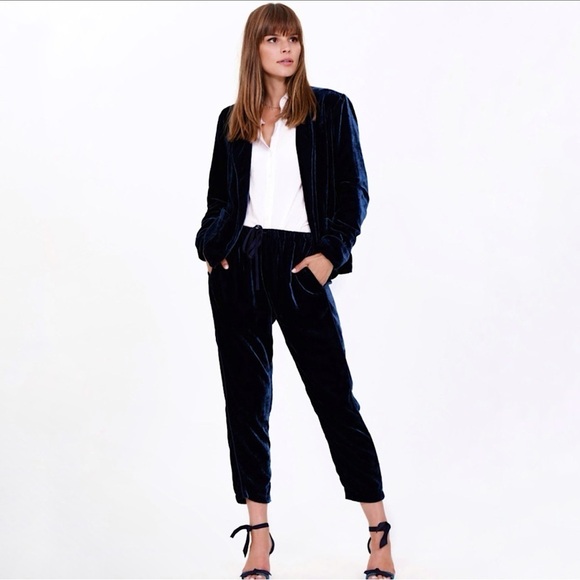 Xirena Dash Velvet Pull On Pant Sapphire Blue Small - Picture 4 of 16